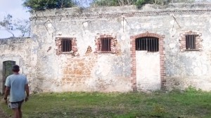 Complete with old jail, where "the massive exile on Isle of Pines of simple offenders answered two major idea - bame those who tried to overtake the French Government power..." 